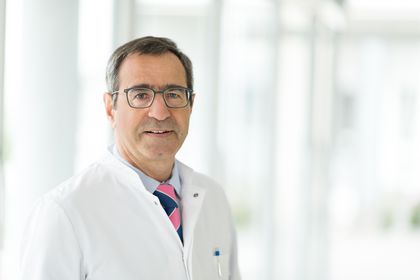 Herr Dr. Mahmoud Seif